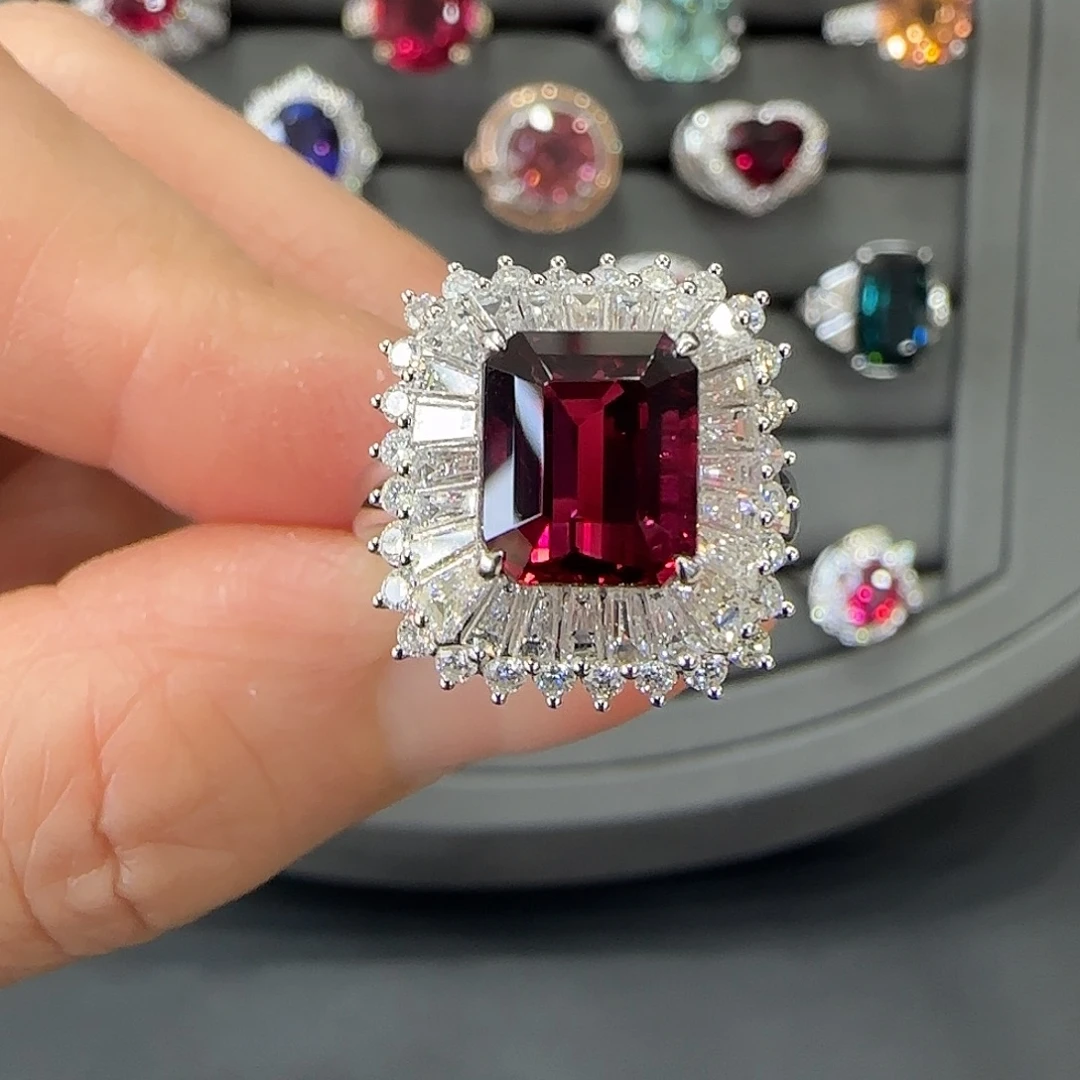 18K金镶嵌戒指碧玺3.88ct