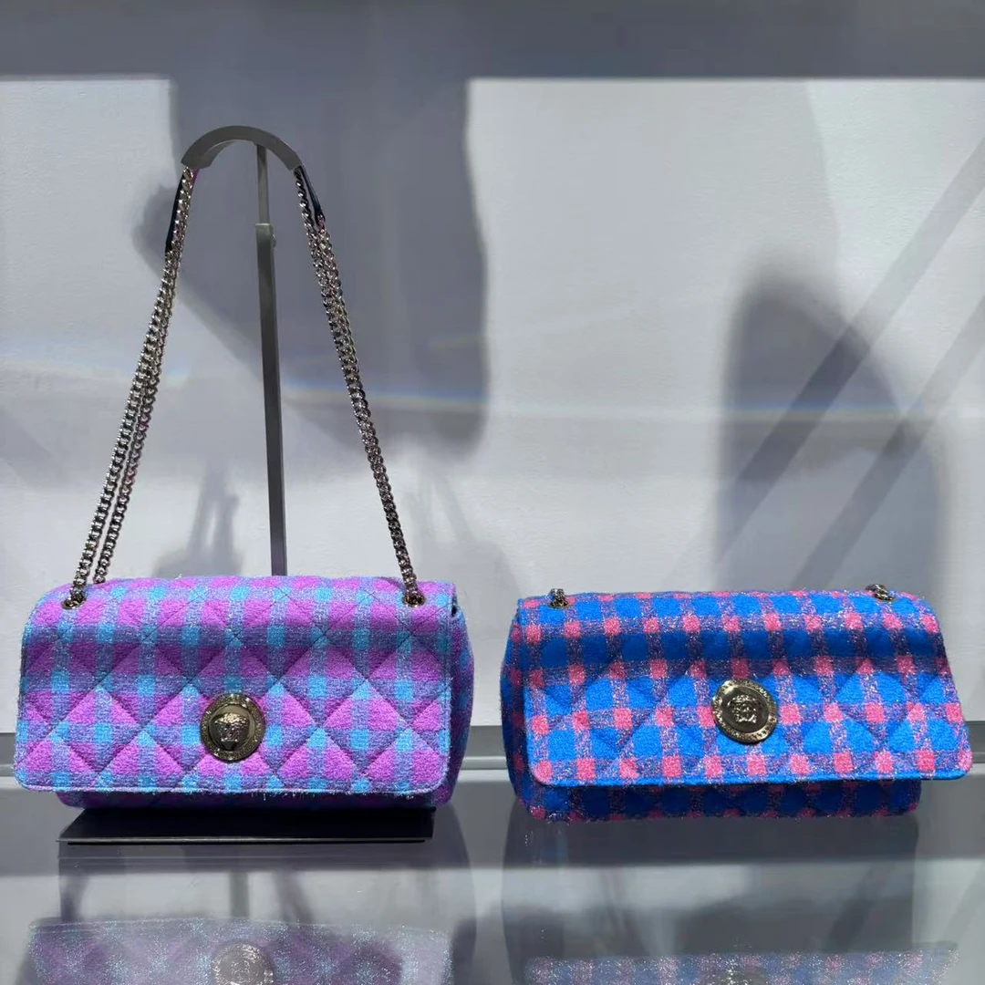 未使用 VERSACE/范思哲 女包美杜莎金扣格纹链条包多色