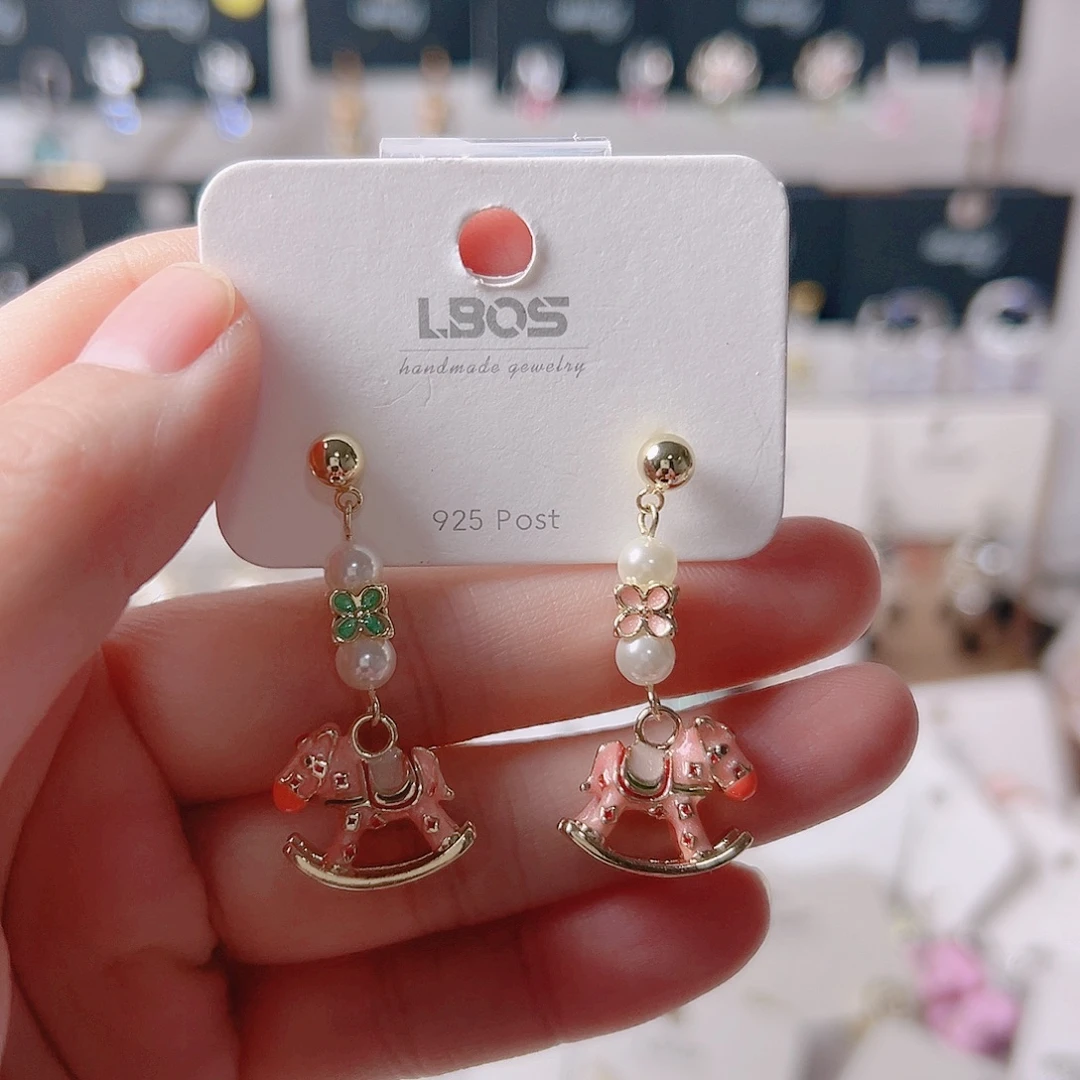 锆石纯铜合金耳环的
