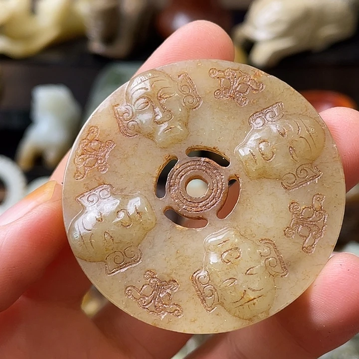 和田玉（糖玉）未镶嵌颈饰