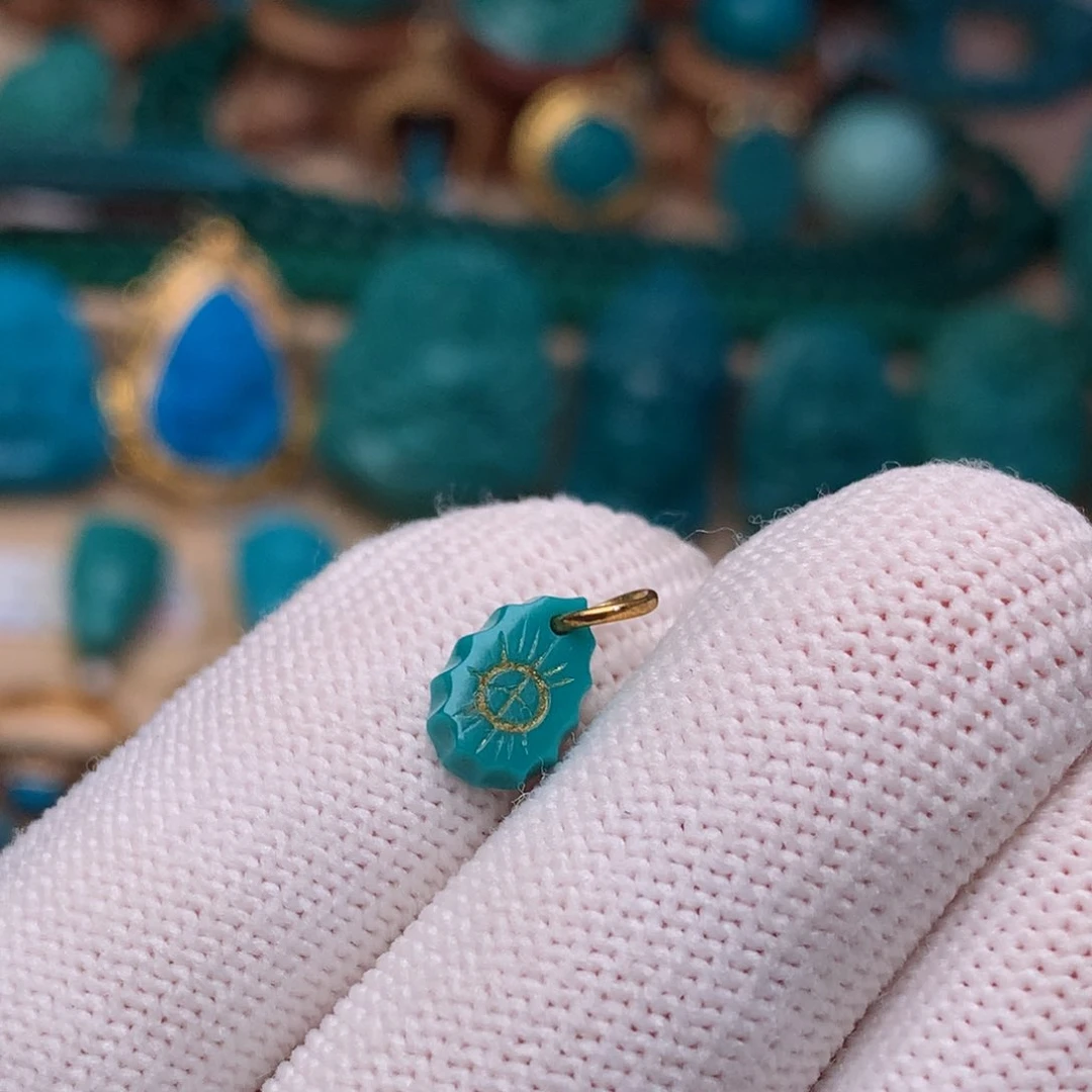 未镶嵌绿松石珠宝奇石小**哼