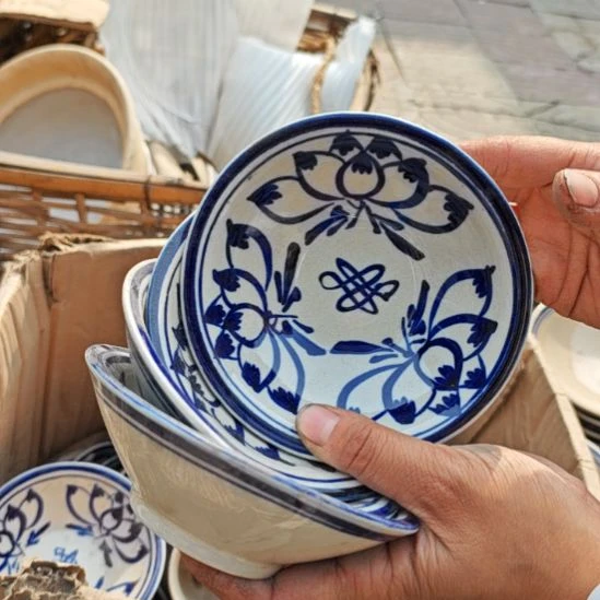 库存微瑕手绘小碗4个