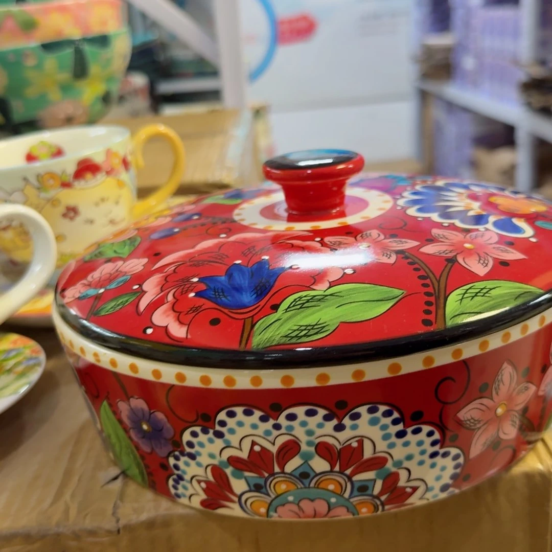 瓷片9英寸红奥克盖碗一只