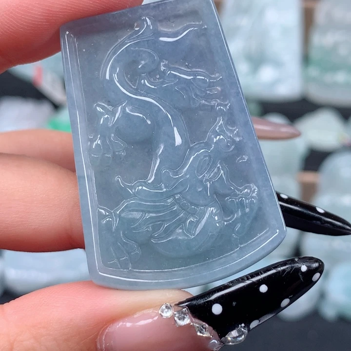 颈饰未镶嵌翡翠龙凤
