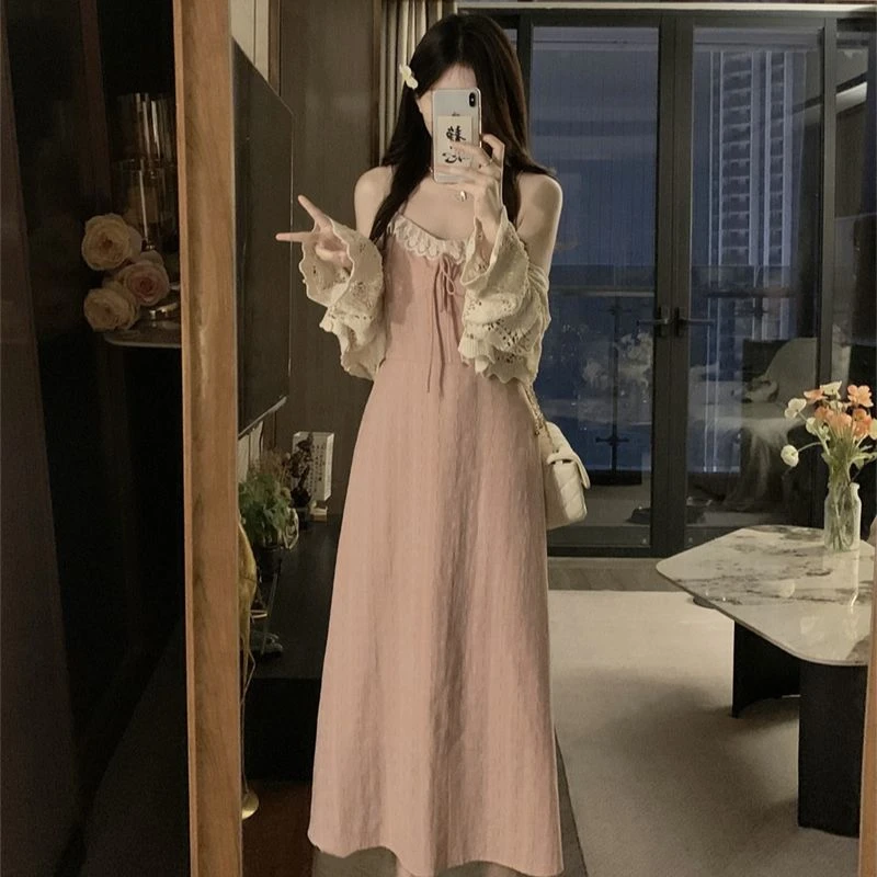 C-3537包包专属大码春夏季新款钩花开衫+温柔风吊带裙两件套