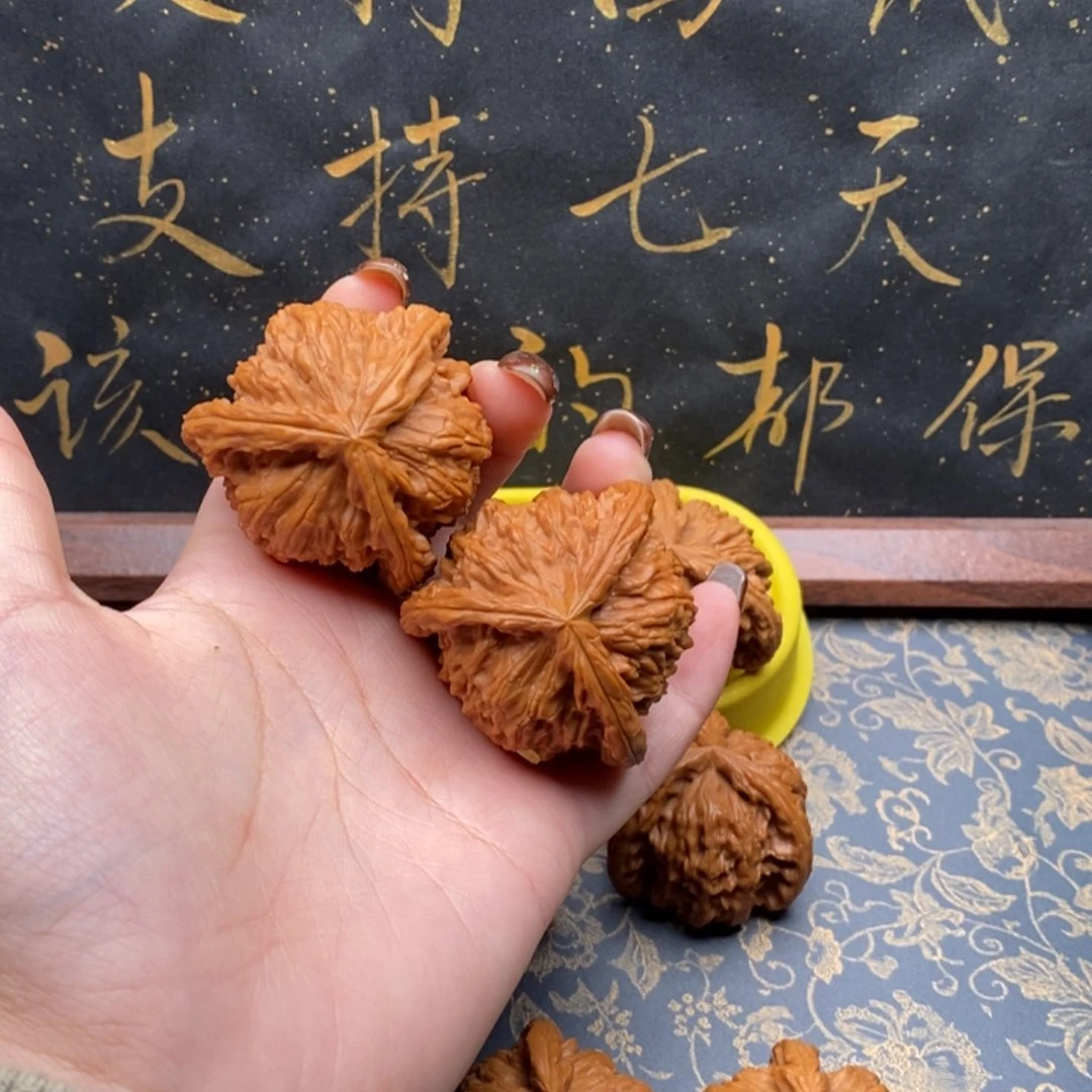 吊坠文玩核桃x*白狮子