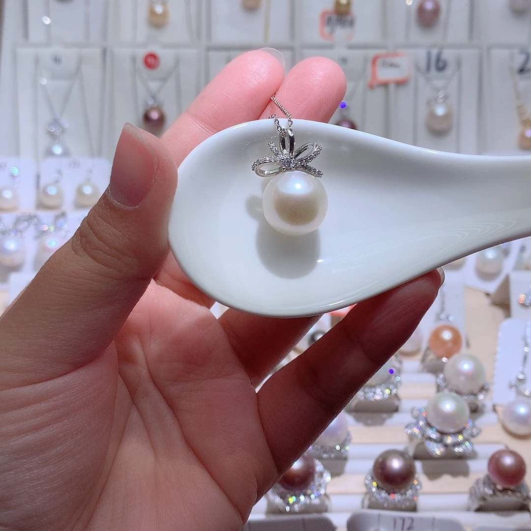 淡水珍珠未镶嵌吊坠(赠链)CC14.4mm