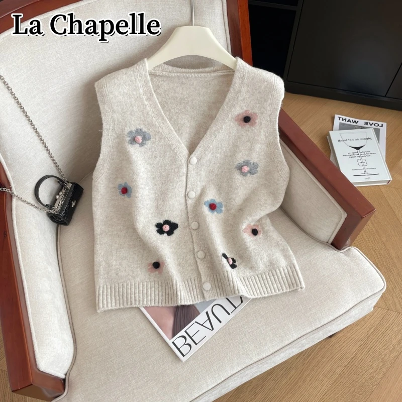 拉夏贝尔秋冬v领工艺钩花叠穿针织马甲洋气百搭宽松显瘦无袖背心