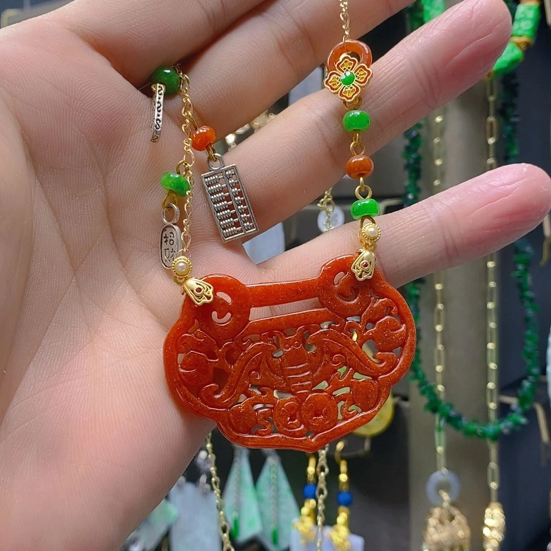 未镶嵌翡翠耳饰翡翠