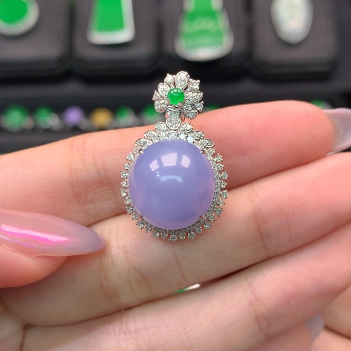 翡翠吊坠(不含链)18K金镶嵌