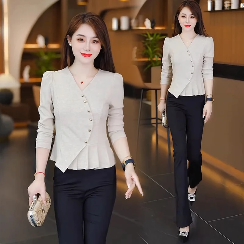 时尚套装女2025春季新款洋气设计感V领荷叶边T恤上衣微喇裤两件套