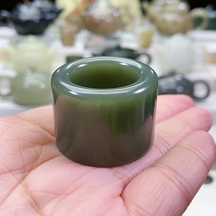 未镶嵌和田玉挂件龙*扳指