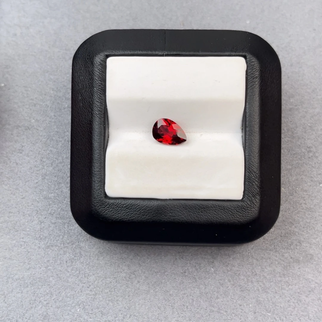 石榴石珠宝半成品未镶嵌天然全净无瑕1.94CT