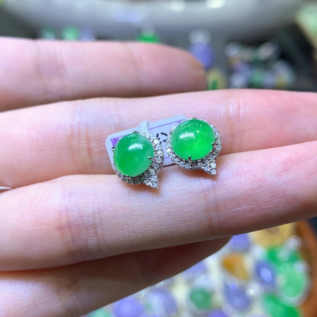 【闪购商品】翡翠颈饰18K金镶嵌翡翠吊坠项链