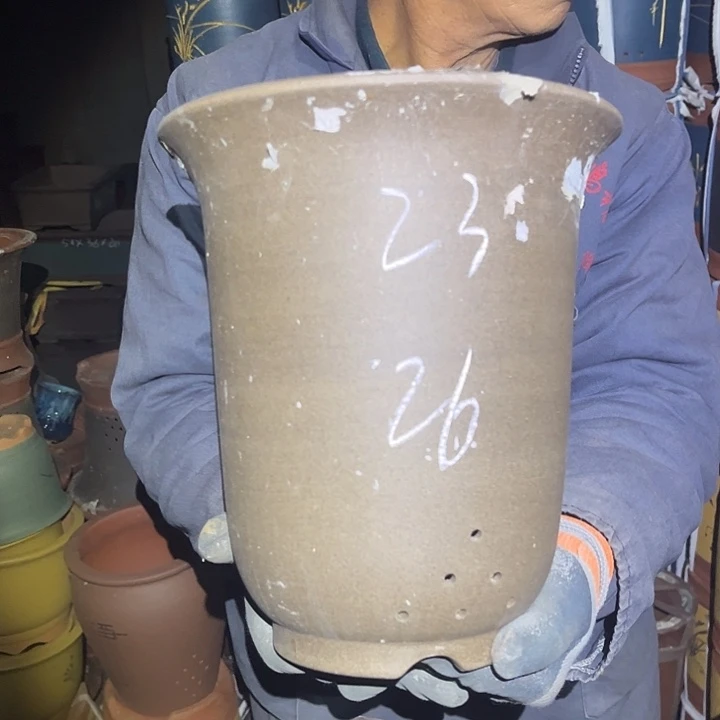 紫砂花盆紫砂花盆和小