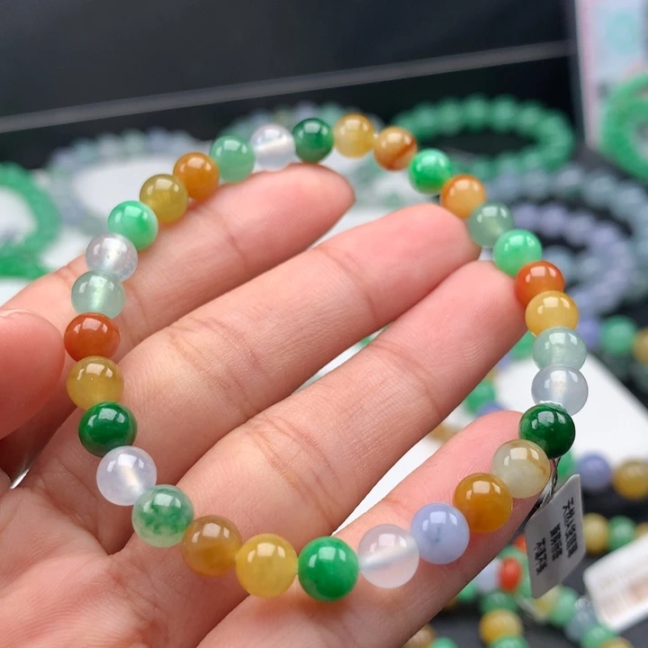 翡翠手镯未镶嵌卡