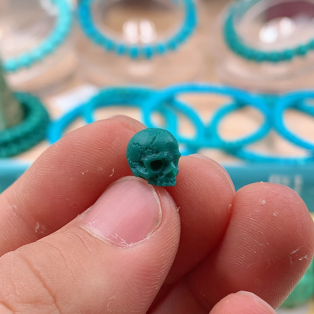 绿松石颈饰未镶嵌