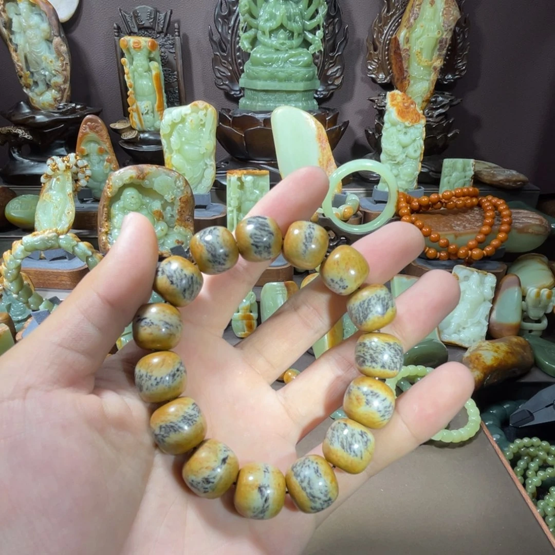 透闪石质玉手串未镶嵌