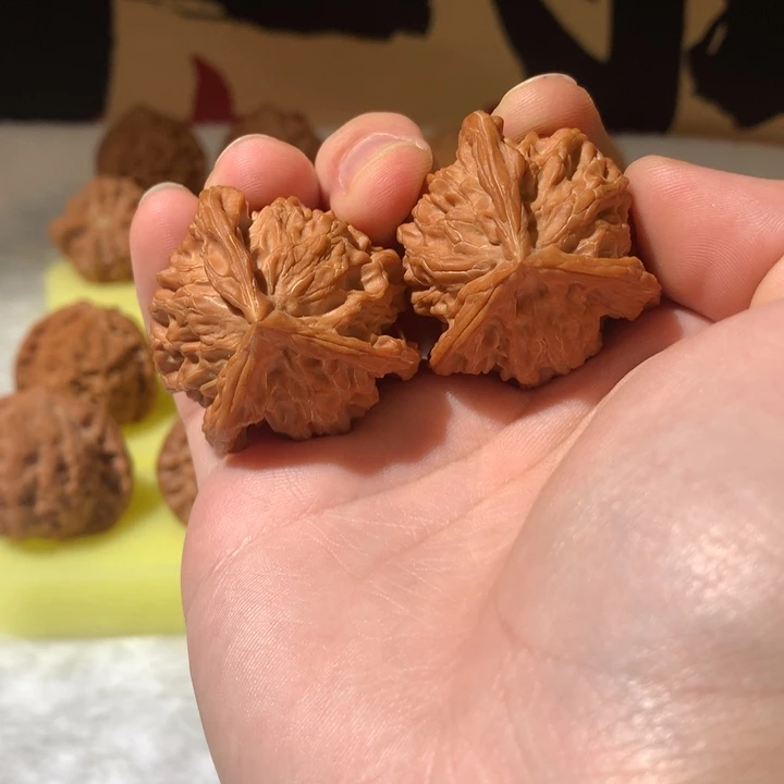 把件文玩核桃39盘山三棱