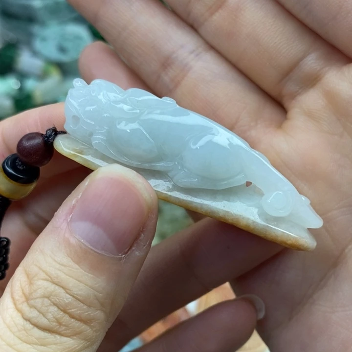 颈饰未镶嵌翡翠吊坠