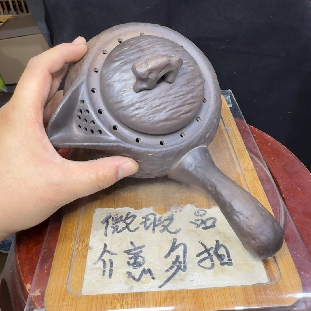 微瑕疵介意勿拍陶瓷器皿H112