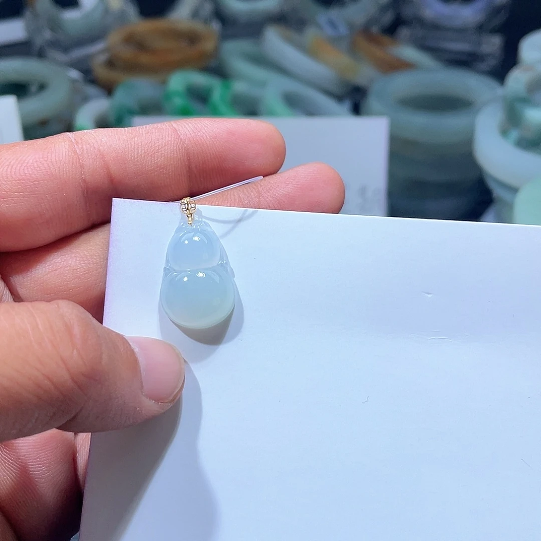 翡翠未镶嵌颈饰天然翡翠