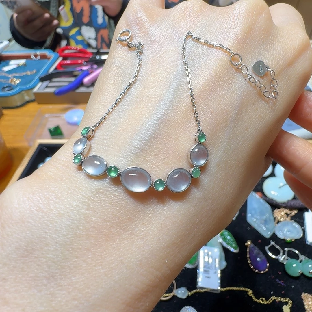 翡翠18K金镶嵌手链