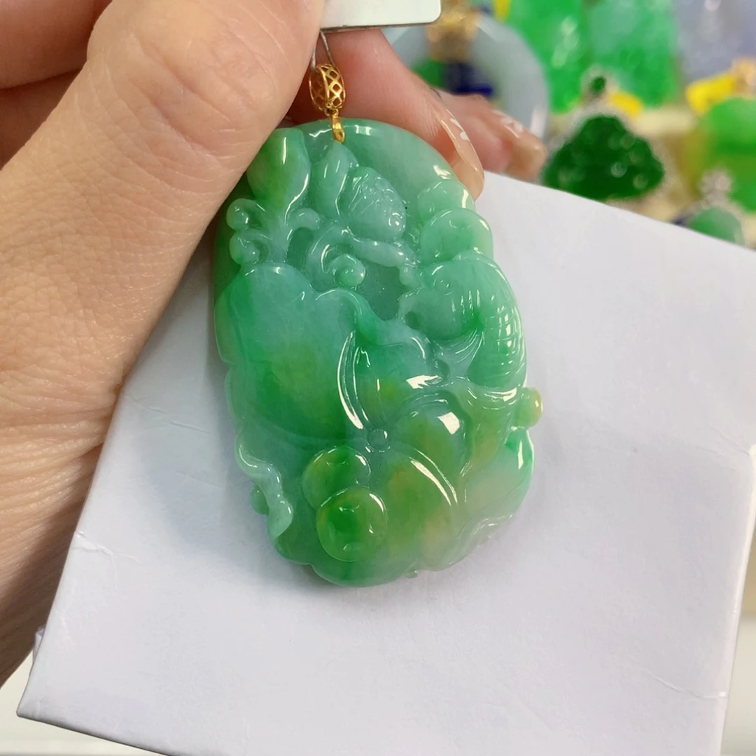 吊坠(不含链)18K金镶嵌翡翠