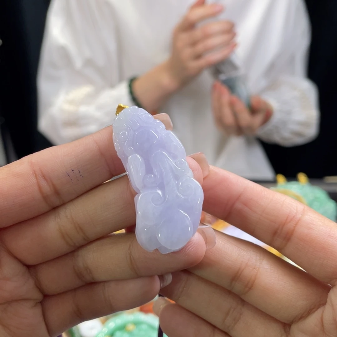 翡翠颈饰未镶嵌代编织