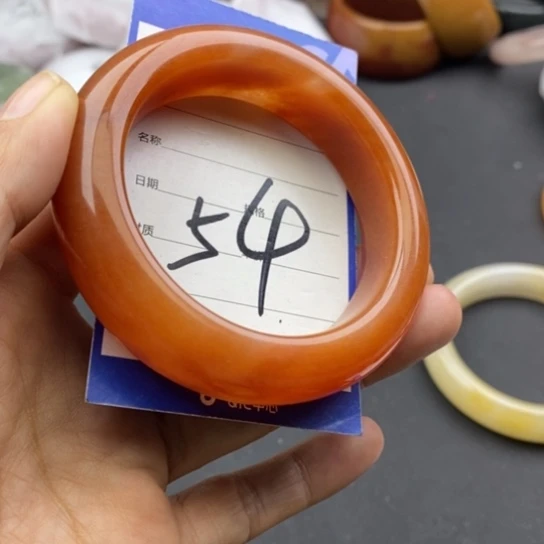 石英质玉未镶嵌手镯