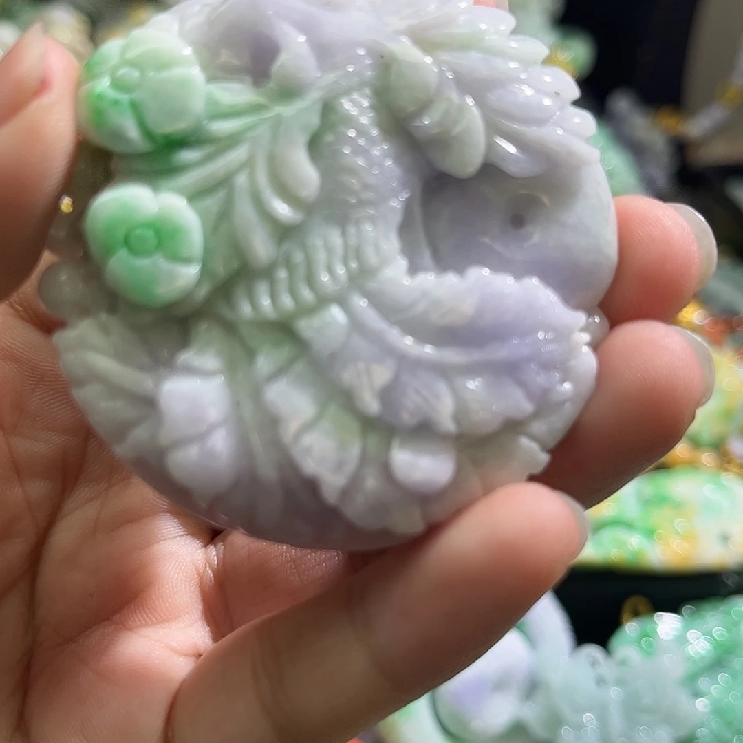 颈饰未镶嵌翡翠待编织