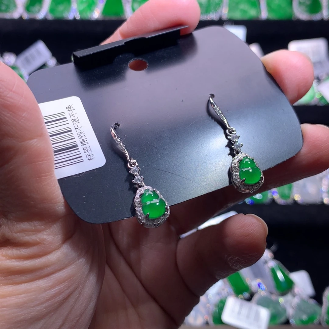 【闪购商品】银S925镶嵌翡翠耳饰