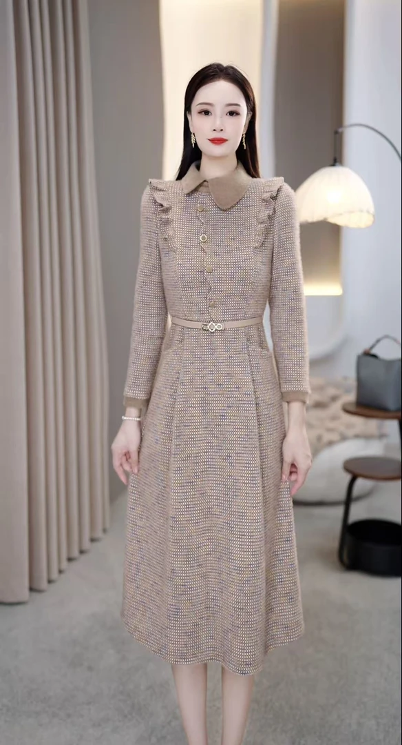 【依铭服饰】X570  # 2025  秋冬 气质 早秋 减龄 连衣裙