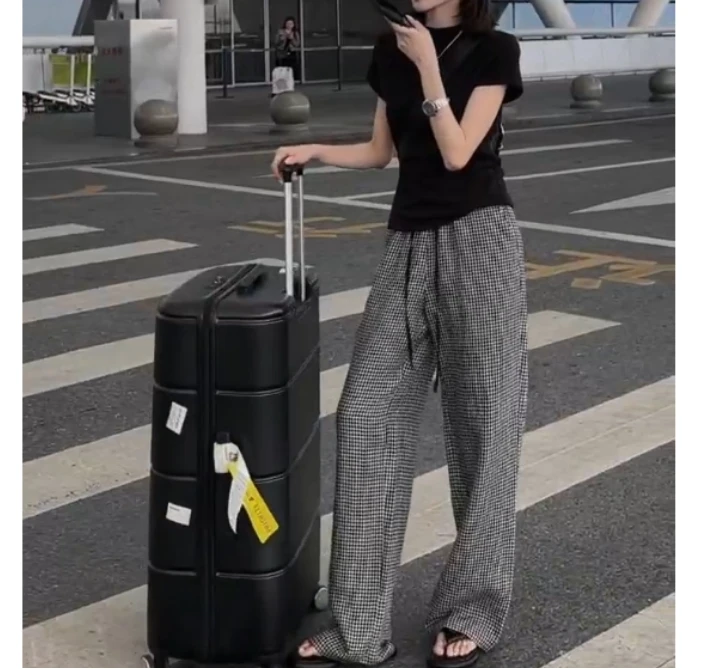 时尚潮流百搭精品女装zsx19901