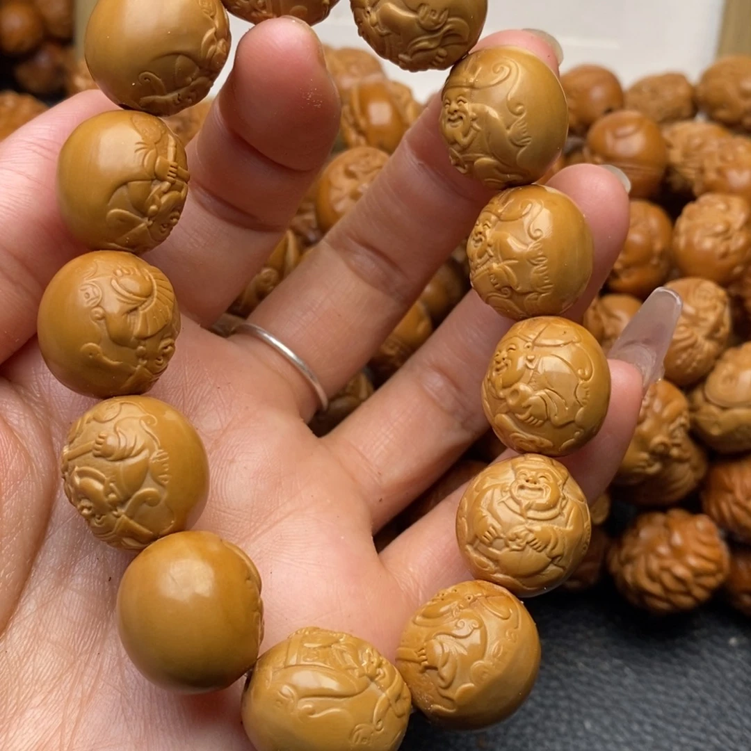 橄榄核手串官帽财神