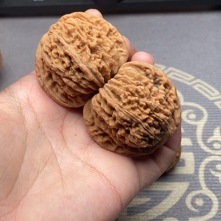 文玩核桃吊坠四座楼