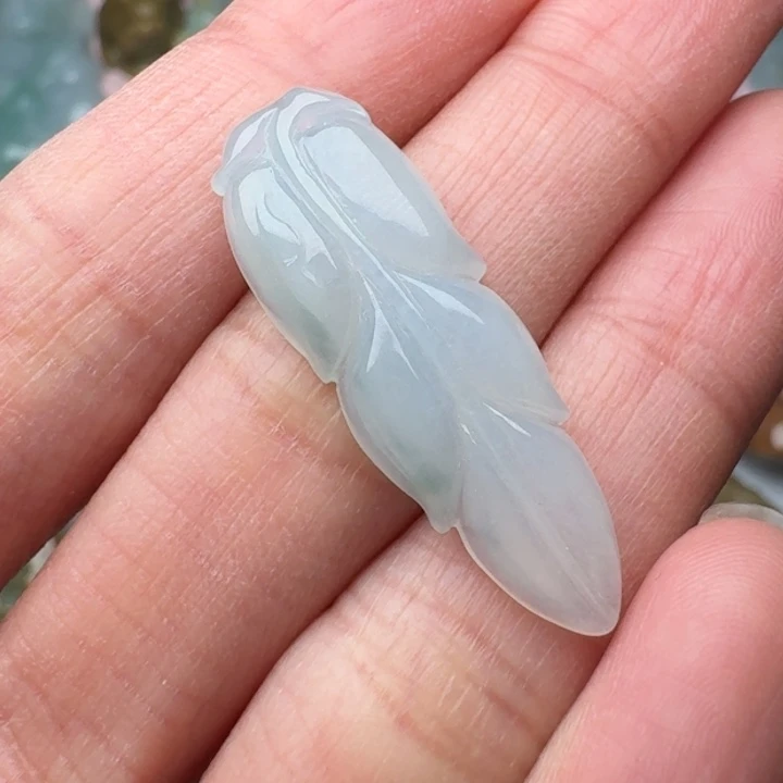 翡翠未镶嵌颈饰叶子