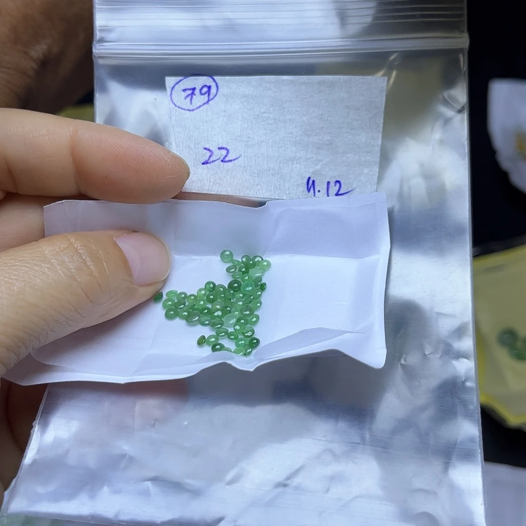 定制翡翠未镶嵌不退