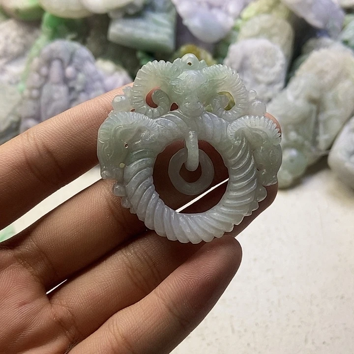 定制翡翠未镶嵌天然翡翠