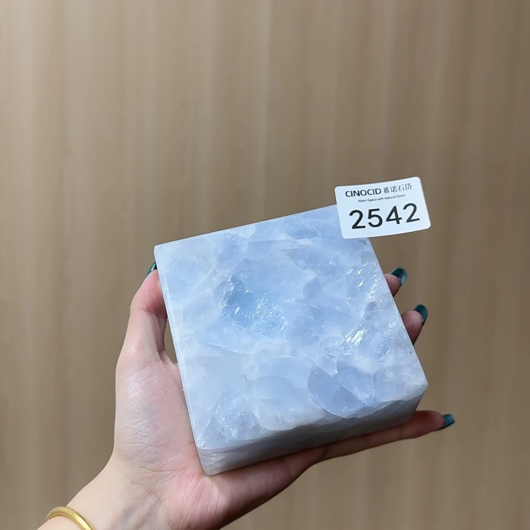 2542蓝水晶墩墩福利