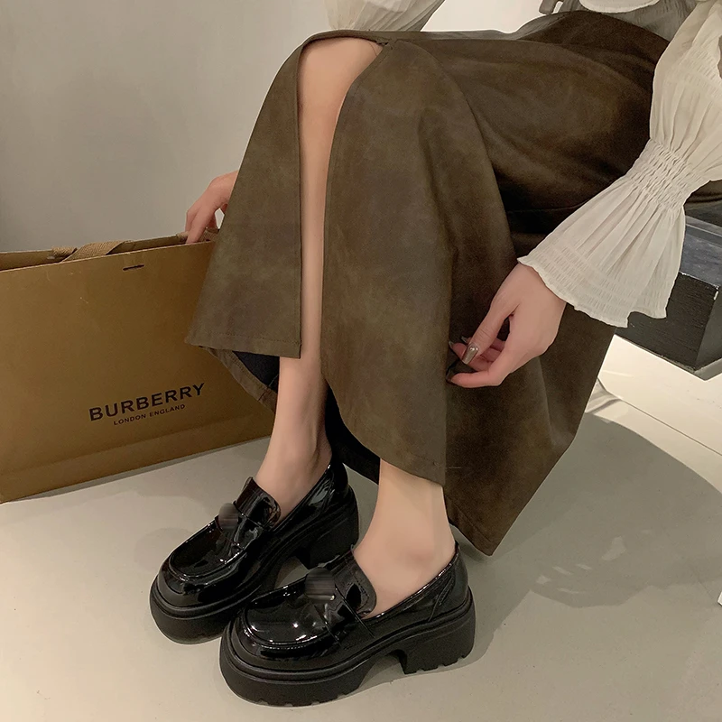 新款百搭小皮鞋乐福鞋女鞋