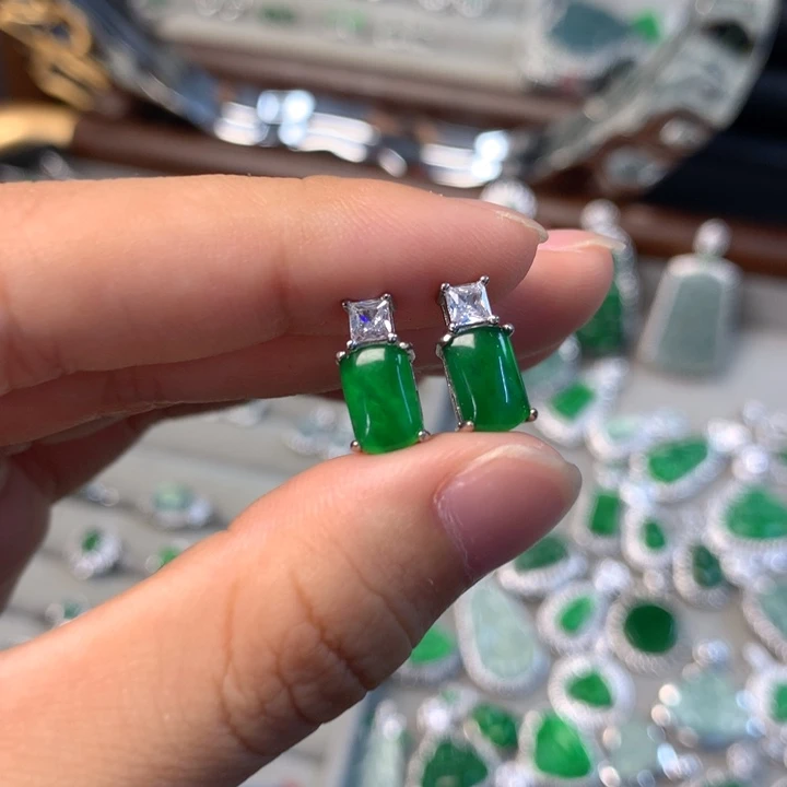 翡翠未镶嵌耳饰耳钉