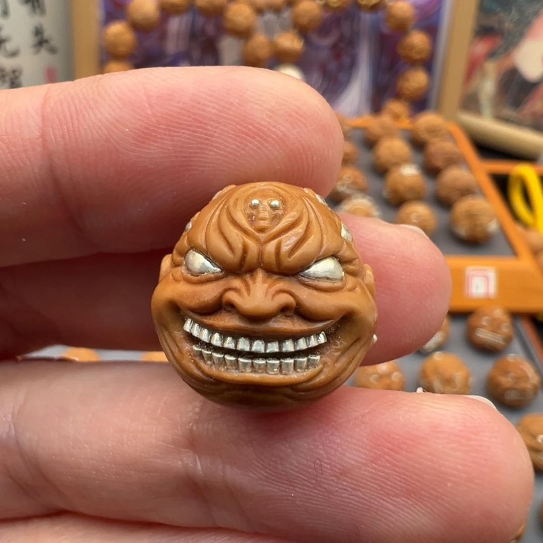 吊坠猴头核桃恶僧