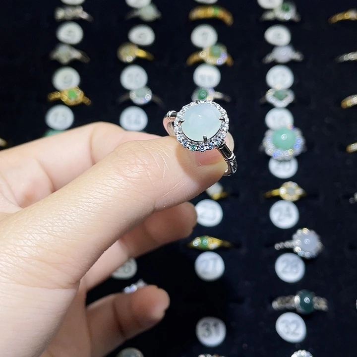 翡翠未镶嵌戒指戒指