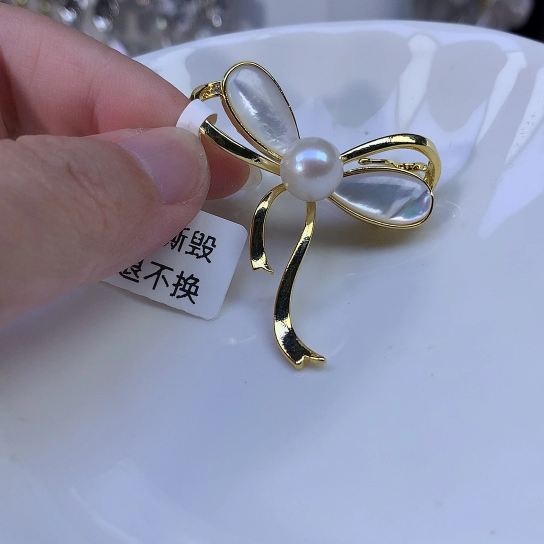 非金属合金福利胸针202
