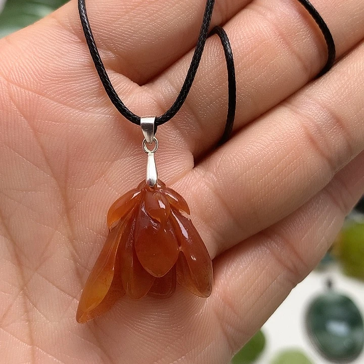 蛇纹石玉未镶嵌挂件