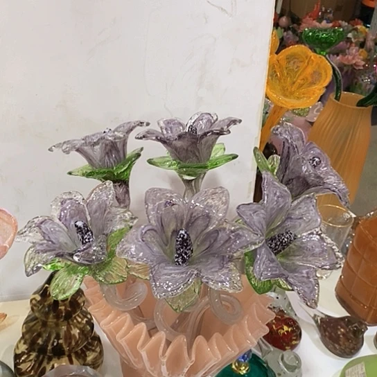 琉璃花瓶高45厘米宽9厘米