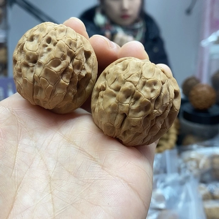 文玩核桃把件37古蝉尖黄