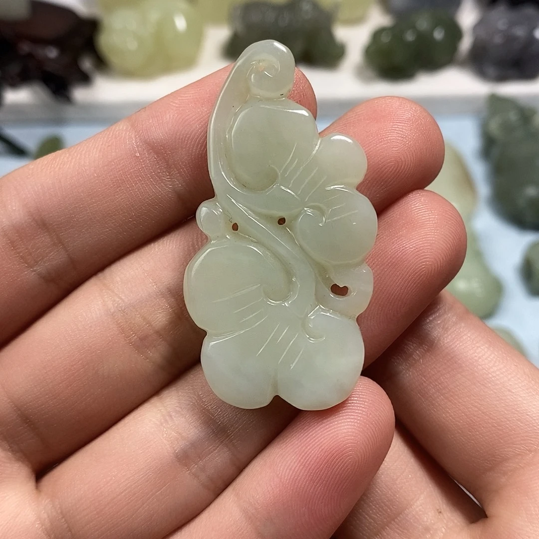 和田玉未镶嵌挂件