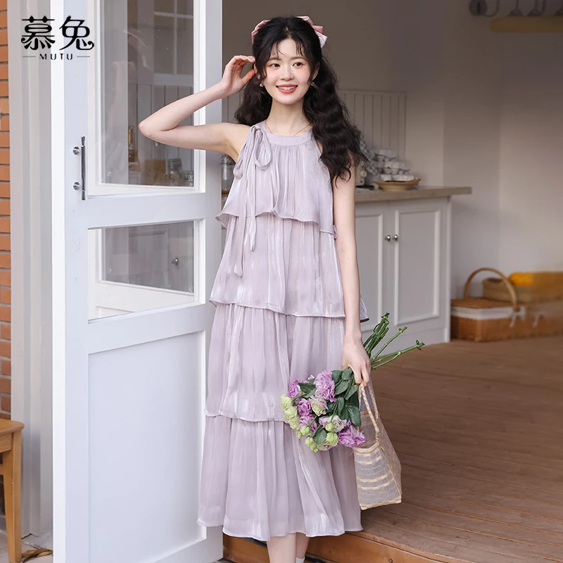 慕兔法式气质挂脖连衣裙女2025夏季新款度假风无袖蛋糕a字长裙子